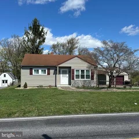 1373 Crottlestown Rd, Chambersburg, PA 17202