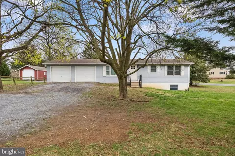 3572 Edenville Rd, Chambersburg, PA 17202
