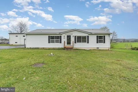 234 Hade Rd, Saint Thomas, PA 17252