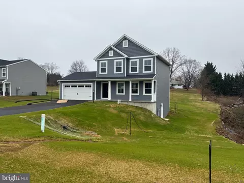 3746 Percy Ave, Chambersburg, PA 17202