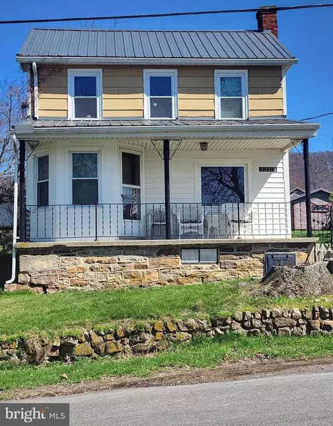 22218 Main St, Doylesburg, PA 17219