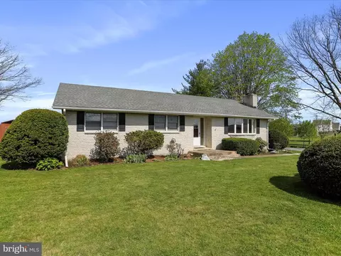 11949 Williamsport Pike, Greencastle, PA 17225