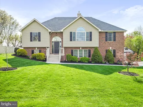 1362 Hunters Chase Chase, Chambersburg, PA 17202