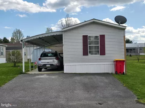 350 Cameo Dr, Fayetteville, PA 17222