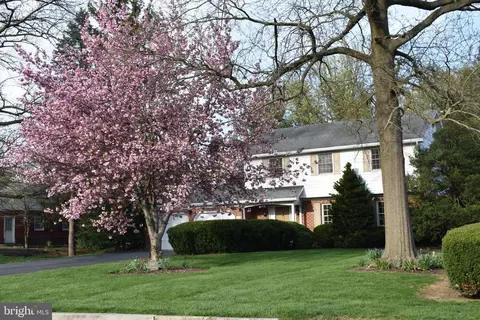 244 Orchard Cir, Greencastle, PA 17225
