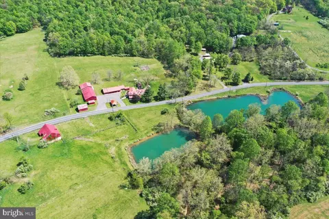 7239 Little Cove Rd, Mercersburg, PA 17236