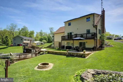 3979 Campbell Cir, Orrstown, PA 17244
