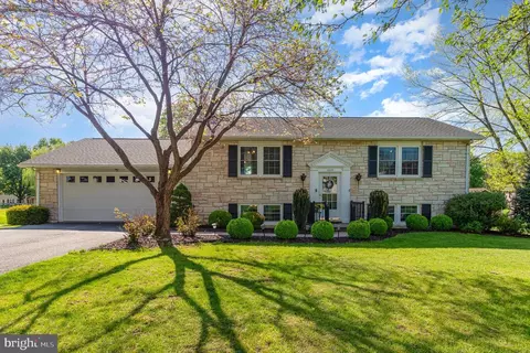 10074 Mccreary Rd, Shippensburg, PA 17257