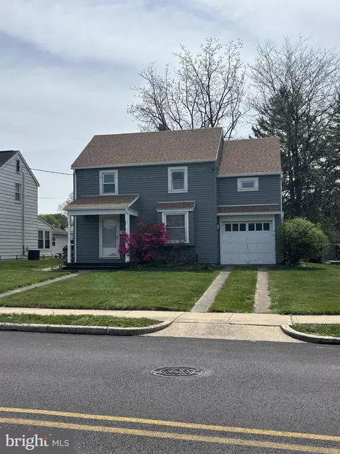 1018 S Fourth St, Chambersburg, PA 17201