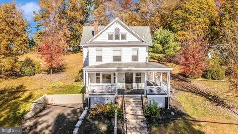2027 Lincoln Way E, Chambersburg, PA 17202