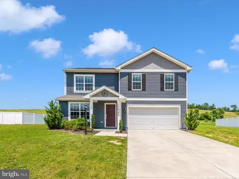 11044 Cross Fields Dr, Waynesboro, PA 17268