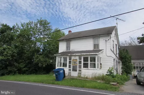 10350 Hades Church Rd, Greencastle, PA 17225