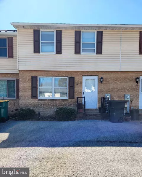16 W Ninth Street St, Waynesboro, PA 17268