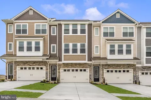 515 Abigail Ave, Waynesboro, PA 17268