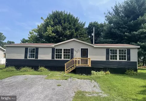 4603 Pine Ln #218, Chambersburg, PA 17202