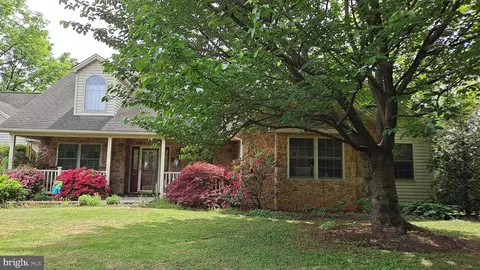 711 Tristan Trl, Chambersburg, PA 17202