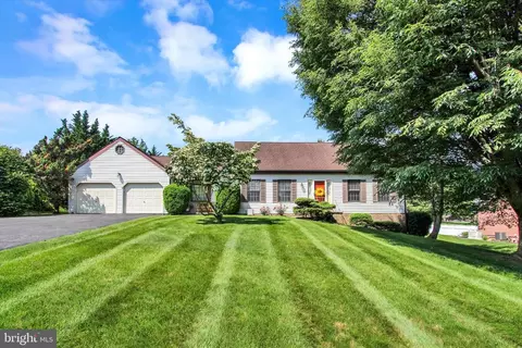 11970 Mentzer Gap Rd, Waynesboro, PA 17268