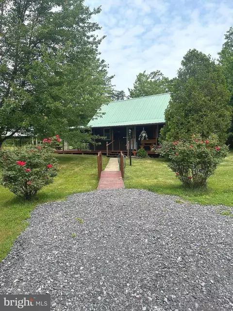 11475 Punch Bowl Rd, Mercersburg, PA 17236
