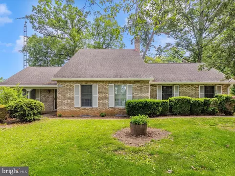 4600 Wayne Rd, Chambersburg, PA 17201
