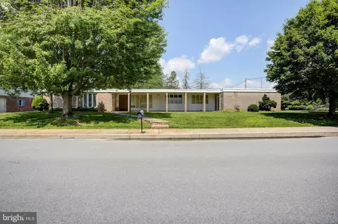 1691 Wilson Ave, Chambersburg, PA 17201