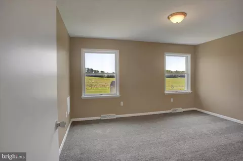 Bedroom - 652 Greenfield Dr, Chambersburg, PA 17202 photo 1 of 2