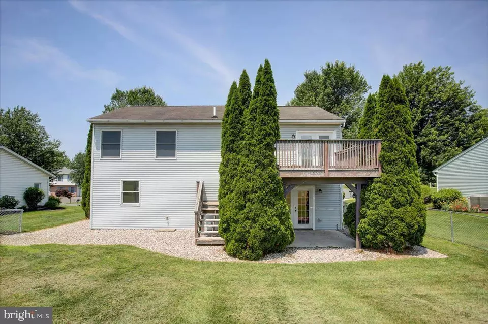 Exterior - 652 Greenfield Dr, Chambersburg, PA 17202 photo 8 of 10