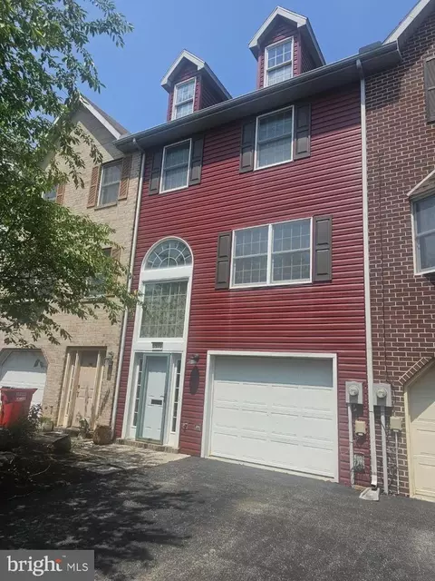 1573 Brechbill Rd, Chambersburg, PA 17202