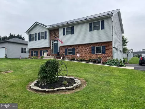 10474 Mapleton Rd, Shippensburg, PA 17257