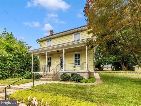 308 N N Broad St, Waynesboro, PA 17268
