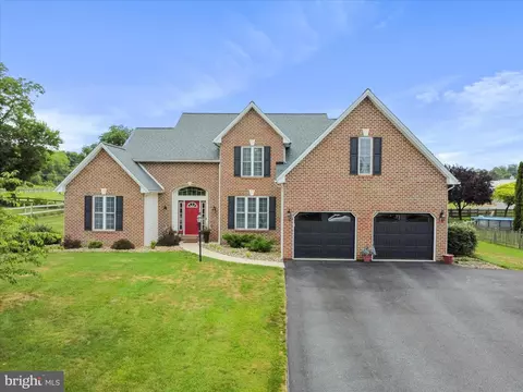 2332 Ocracoke Island Court Ct, Chambersburg, PA 17202