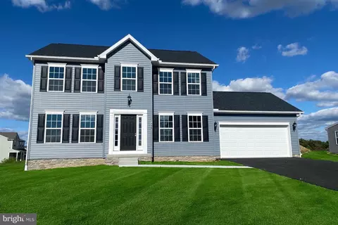 1496 Falcon Ln #253, Chambersburg, PA 17201