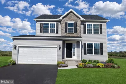 1508 Falcon Ln #252, Chambersburg, PA 17201