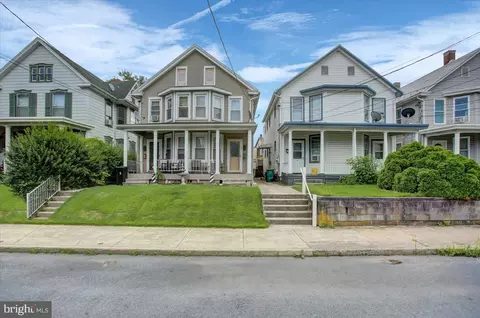918-922 Wilson Ave, Chambersburg, PA 17201