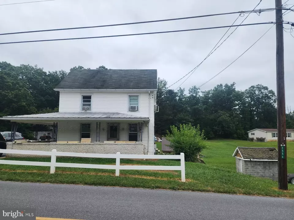 Exterior - 4554 Charlestown Rd, Mercersburg, PA 17236 photo 6 of 6