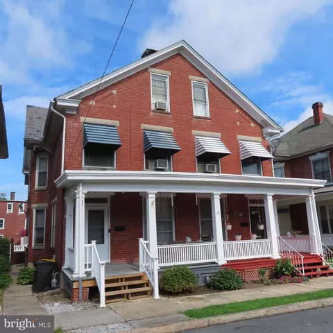 17 Garber St, Chambersburg, PA 17201