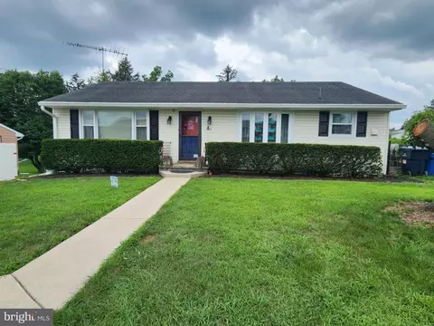 568 Hamilton Ave, Chambersburg, PA 17202