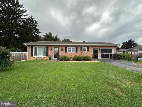 3 Findlay Dr, Mercersburg, PA 17236