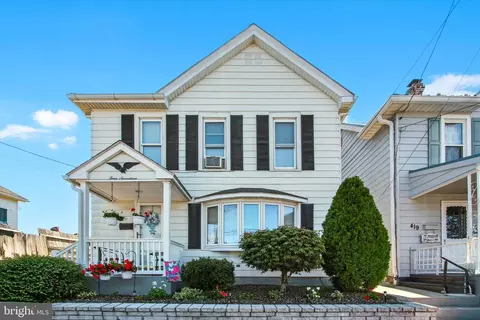 417 Fairview Ave W, Waynesboro, PA 17268