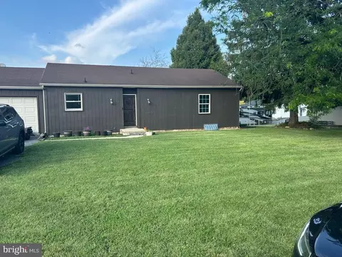 121 Walnut St, Mont Alto, PA 17237