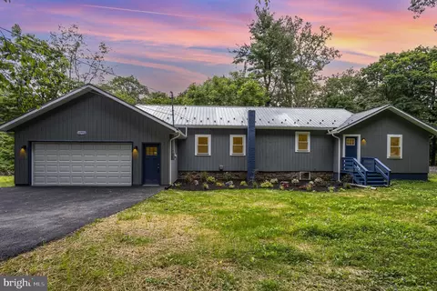 11772 Furnace Rd, Blue Ridge Summit, PA 17214