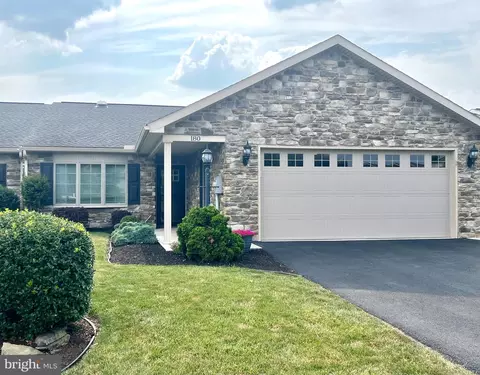 180 Tobin Dr, Chambersburg, PA 17201