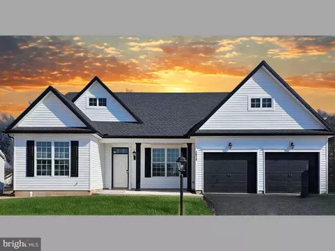 1645 Falcon Ln #195, Chambersburg, PA 17201