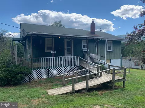 3490 Terri Ln, Fort Loudon, PA 17224
