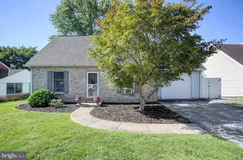 170 Guilford Drive Dr, Chambersburg, PA 17202