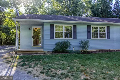 21 Grist Mill Dr, Mont Alto, PA 17237
