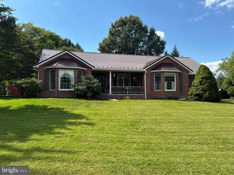 14015 Anthony Hwy, Waynesboro, PA 17268