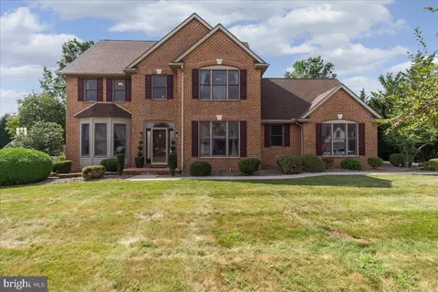 3158 St Andrews Dr, Chambersburg, PA 17202