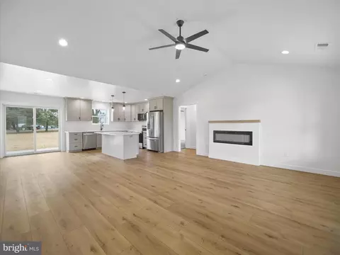 71 Maranatha Dr, Saint Thomas, PA 17252 photo 6