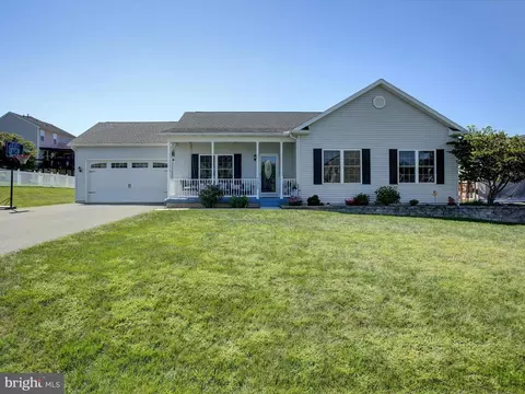 11355 Viking Ave, Waynesboro, PA 17268