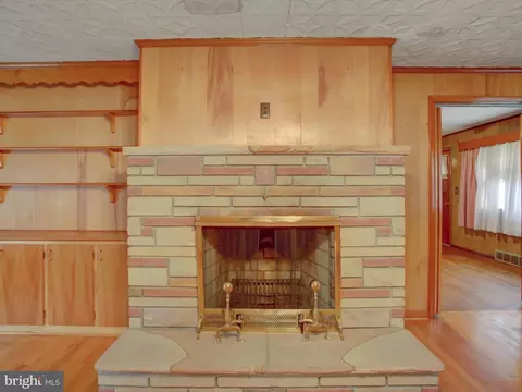 5500 Charlestown Rd, Mercersburg, PA 17236